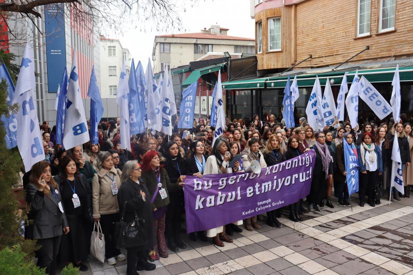 TMMOB 9. Kadın Kurultayı: "Haklarımıza ve yaşamlarımıza yönelik tehdit ortadan kalkmış değil" - Toplumsal Cinsiyet Odaklı Habercilik Kütüphanesi