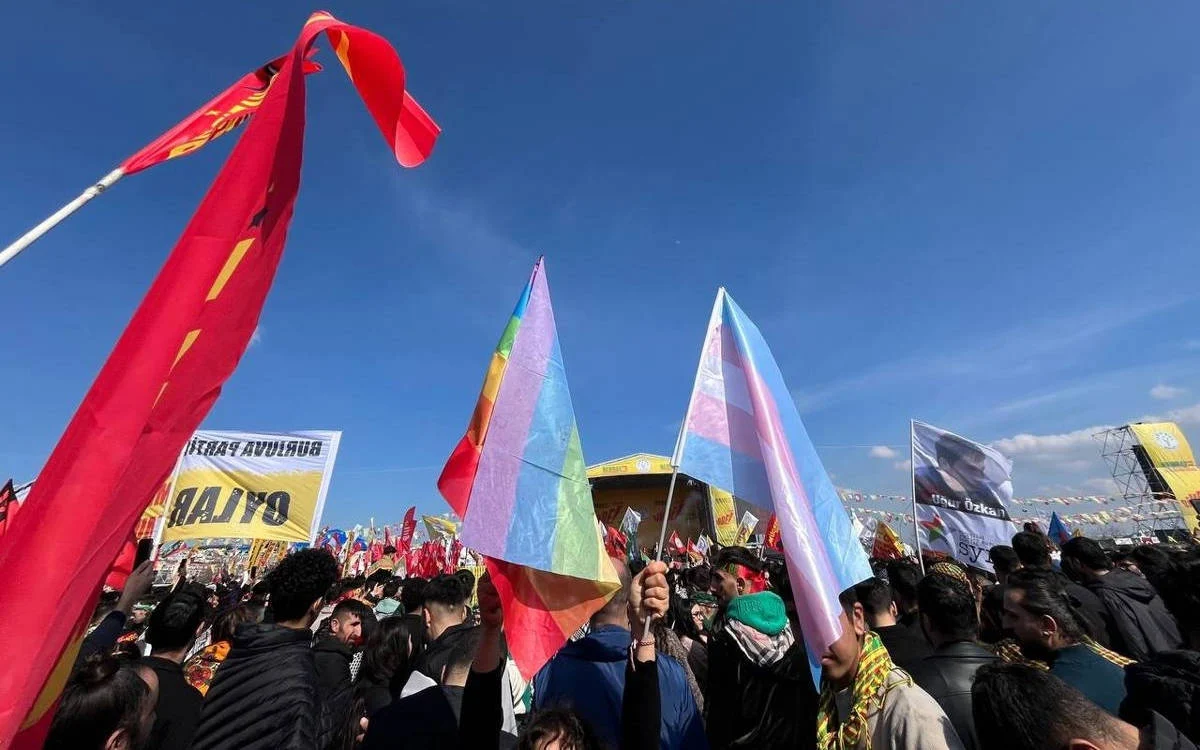 Newroz’da LGBTİ+’lar: Evin ‘çocuğu’ mu, misafir mi? - Toplumsal Cinsiyet Odaklı Habercilik Kütüphanesi